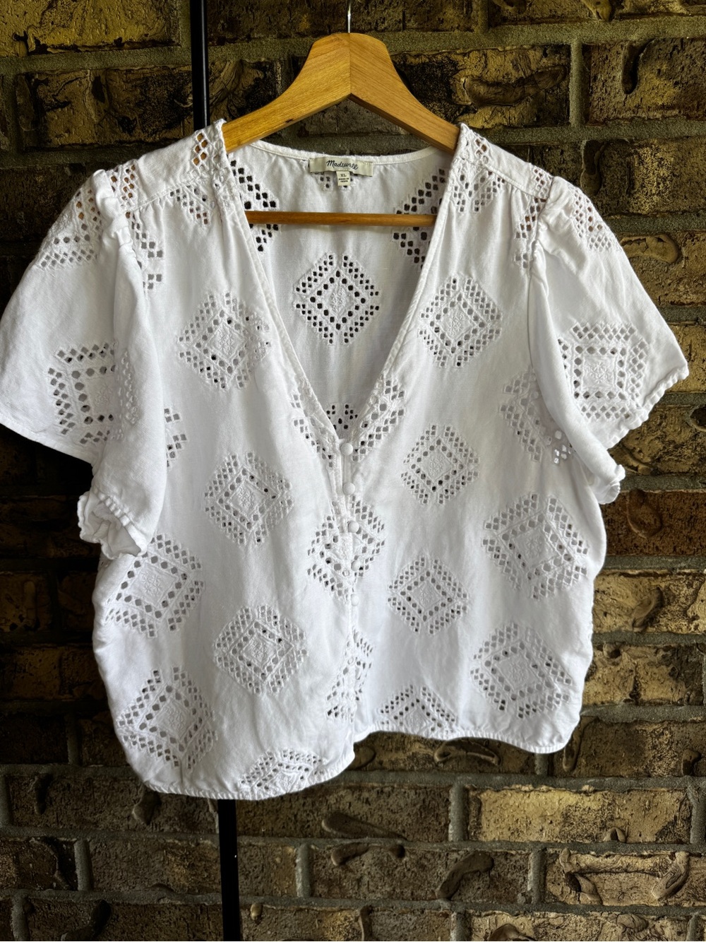 Madewell Eyelet Flutter-Sleeve Top White Linen Blend Button Front Blouse XL - Picture 8 of 15